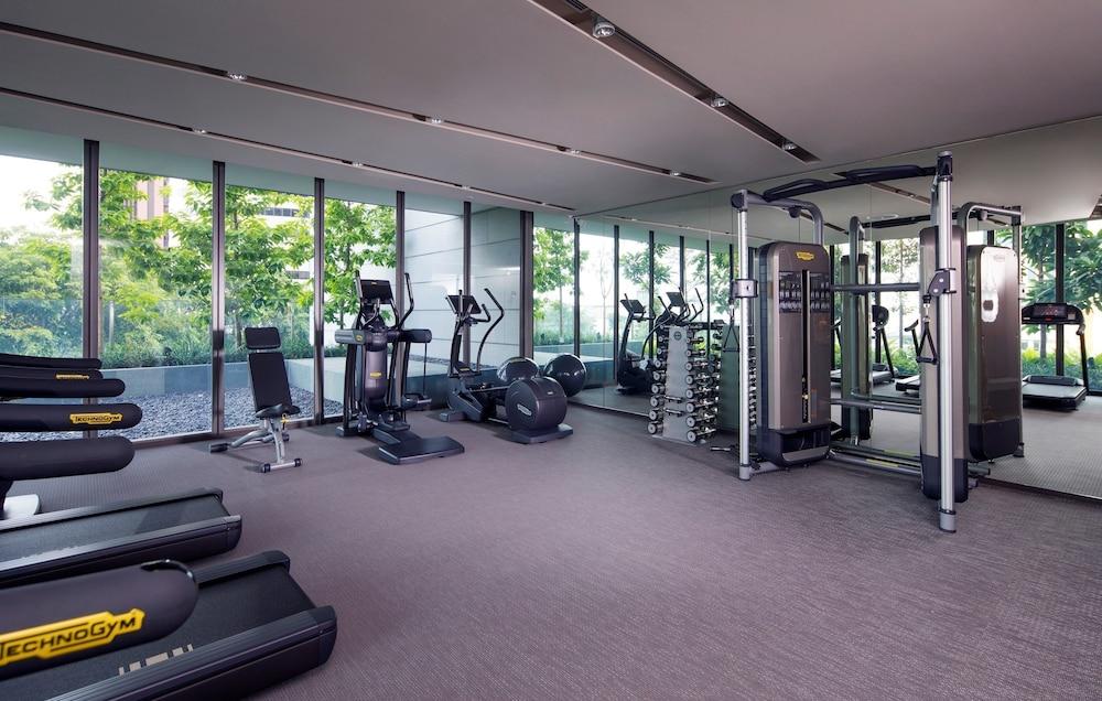 Dao By Dorsett Amtd Singapore Hotel Exterior photo The gym at The Park